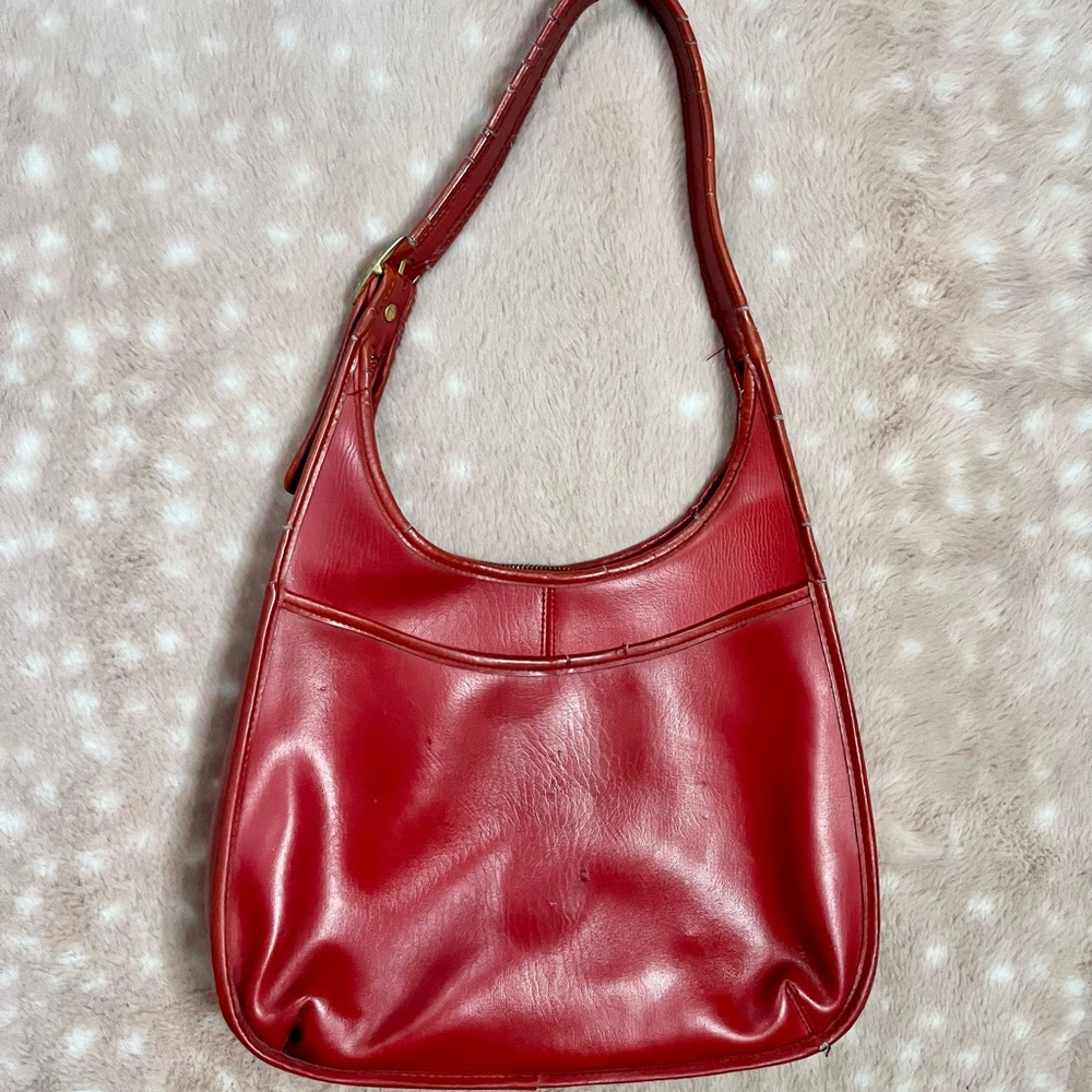 red vintage leather purse